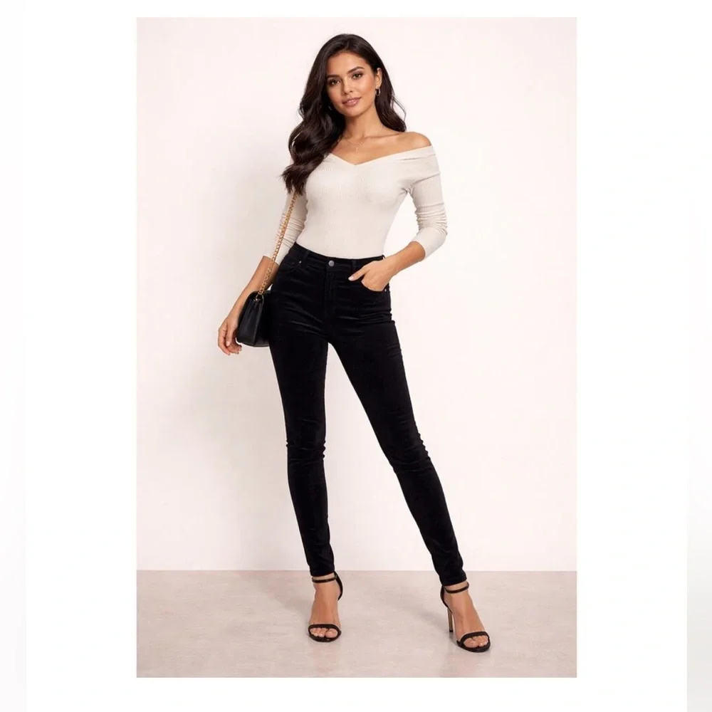 L’Agence Marguerite Noir/Black Velvet Skinny Pants